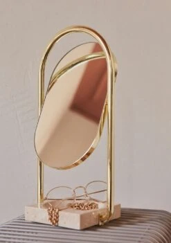AYTM Angui Pöytäpeili 35 Cm , Kulta -Lastenhuoneen sisustus aytm angui table mirror gold travertine h35 cm 4