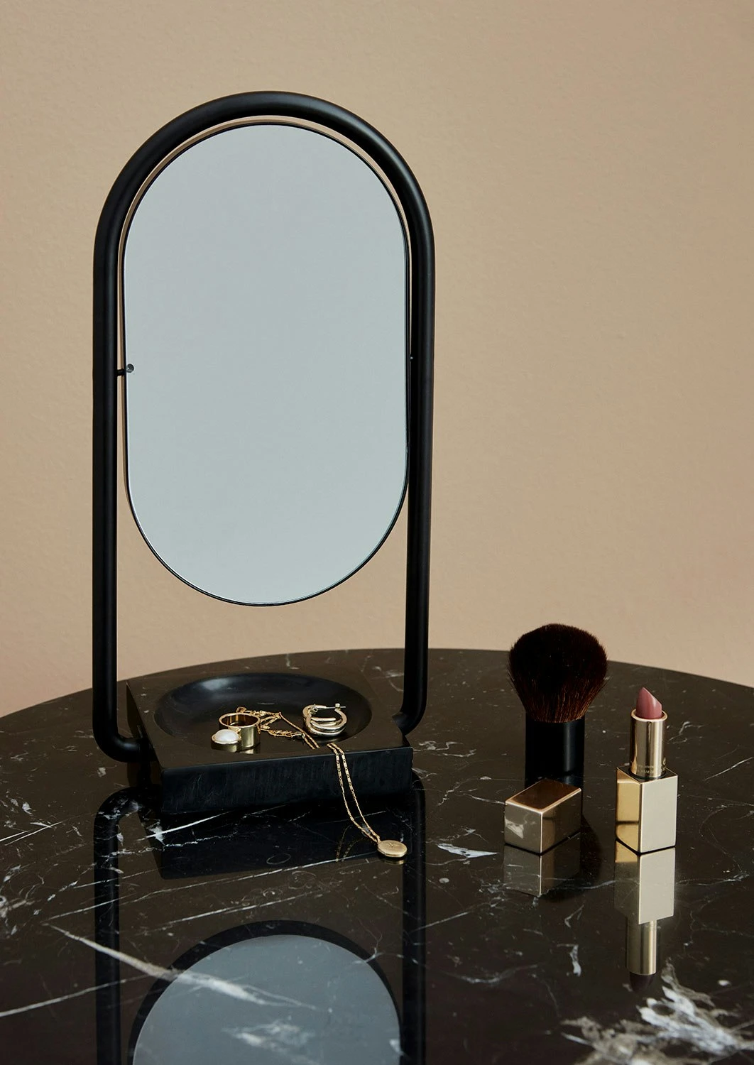 AYTM Angui Pöytäpeili 35 Cm , Musta 4 AYTM Angui Pöytäpeili 35 Cm , Musta - Image 2