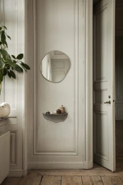 Ferm LIVING Pond Seinäpeili 52x50 Cm, Dark Chrome 12 Ferm LIVING Pond Seinäpeili 52x50 Cm, Dark Chrome -Lastenhuoneen sisustus ferm living pond mirror dark chrome 3 1