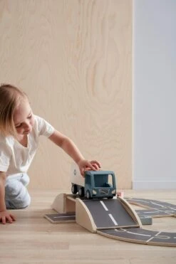 Kids Concept Aiden Buildable Car Track Set 8 Kids Concept Aiden Buildable Car Track Set -Lastenhuoneen sisustus kids concept aiden buildable car track set 2