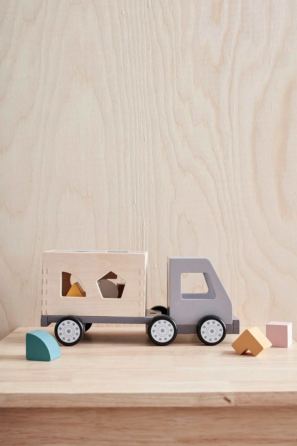 Kids Concept Aiden Truck 6 Kids Concept Aiden Truck - Image 4