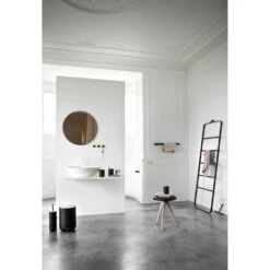 Menu Norm Saippuapumppupullo, Musta -Lastenhuoneen sisustus menu norm saippuapumppupullo valkoinen 3