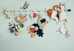 Sebra Blinky The Owl Aktiviteettikirja -Lastenhuoneen sisustus sebra blinky the owl 3