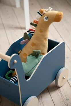 Sebra Glenn The Giraffe Aktiviteettilelu -Lastenhuoneen sisustus sebra glenn the giraffe 2